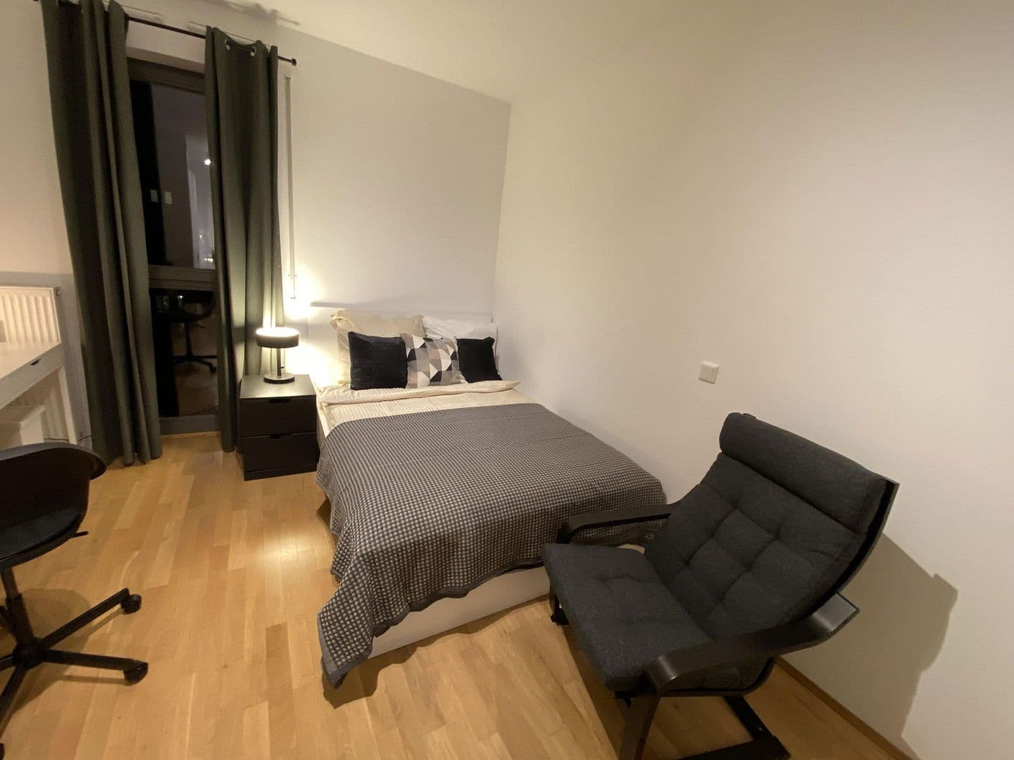 Prenájom bytu 1-izbový 23 m², Wexstraße 14, Wilmersdorf, Berlin, Berlín Prenájom bytu 1-izbový 23 m², Wexstraße 14, Wilmersdorf, Berlin, Berlín