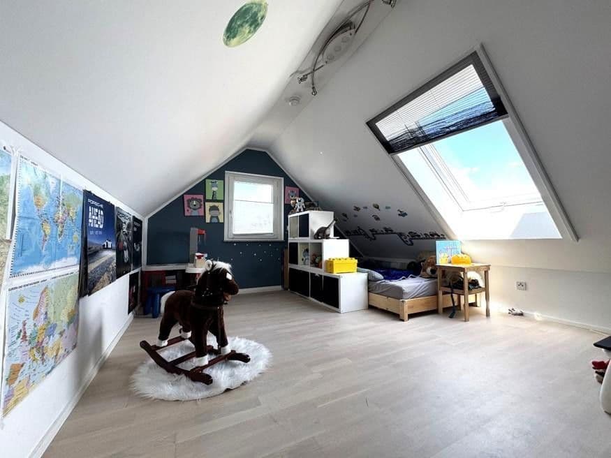 Predaj bytu 4-izbový 108 m², Asperg, Bádensko-Wurttembersko Predaj bytu 4-izbový 108 m², Asperg, Bádensko-Wurttembersko