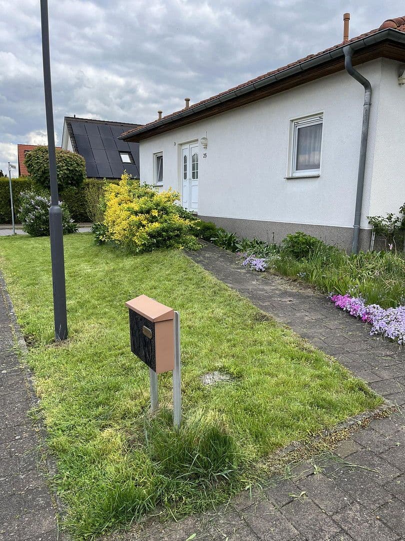 Predaj domu 96 m², pozemek 560 m², Naundorfer Str.25, Braunsbedra, Sasko-Anhaltsko Predaj domu 96 m², pozemek 560 m², Naundorfer Str.25, Braunsbedra, Sasko-Anhaltsko