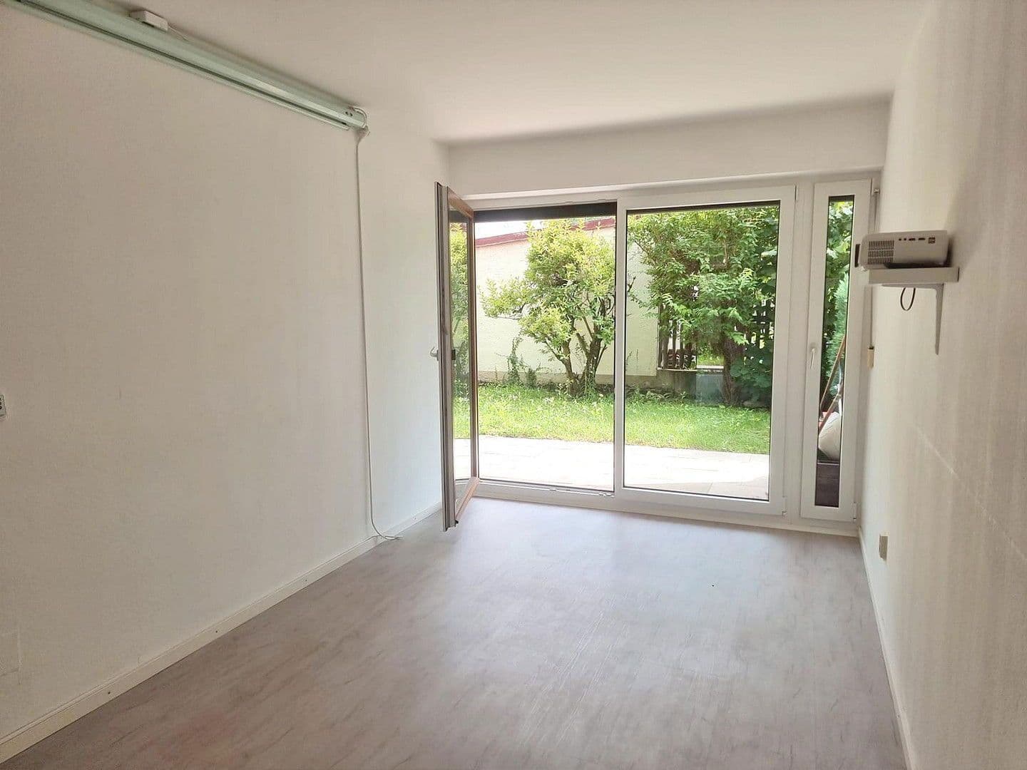 Predaj bytu 2-izbový 59 m², München, Bavorsko Predaj bytu 2-izbový 59 m², München, Bavorsko