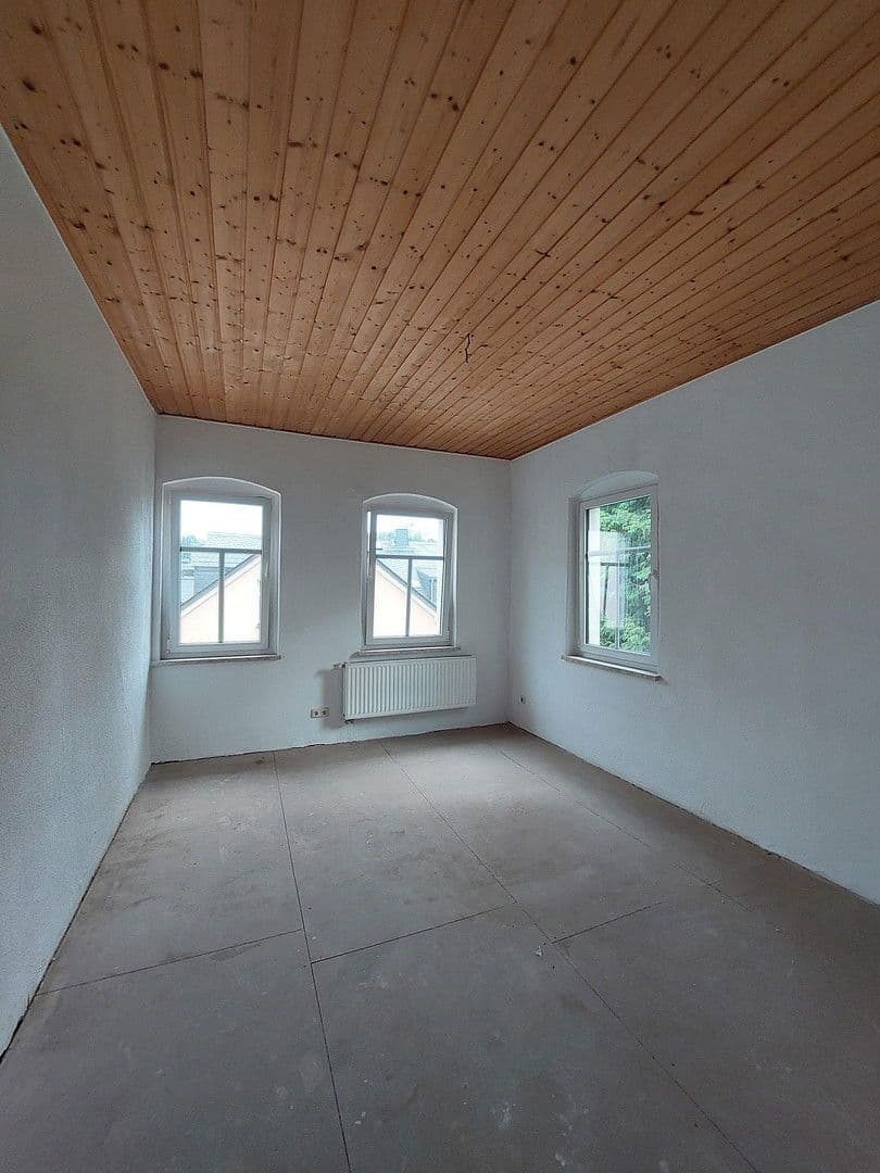 Predaj domu 155 m², pozemek 200 m², Stollberg/Erzgebirge, Sasko Predaj domu 155 m², pozemek 200 m², Stollberg/Erzgebirge, Sasko