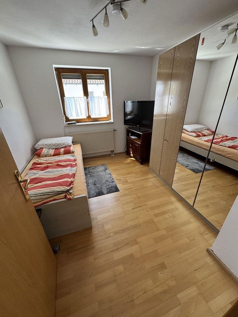 Predaj domu 198 m², pozemek 200 m², Oberstimm, Bavorsko Predaj domu 198 m², pozemek 200 m², Oberstimm, Bavorsko