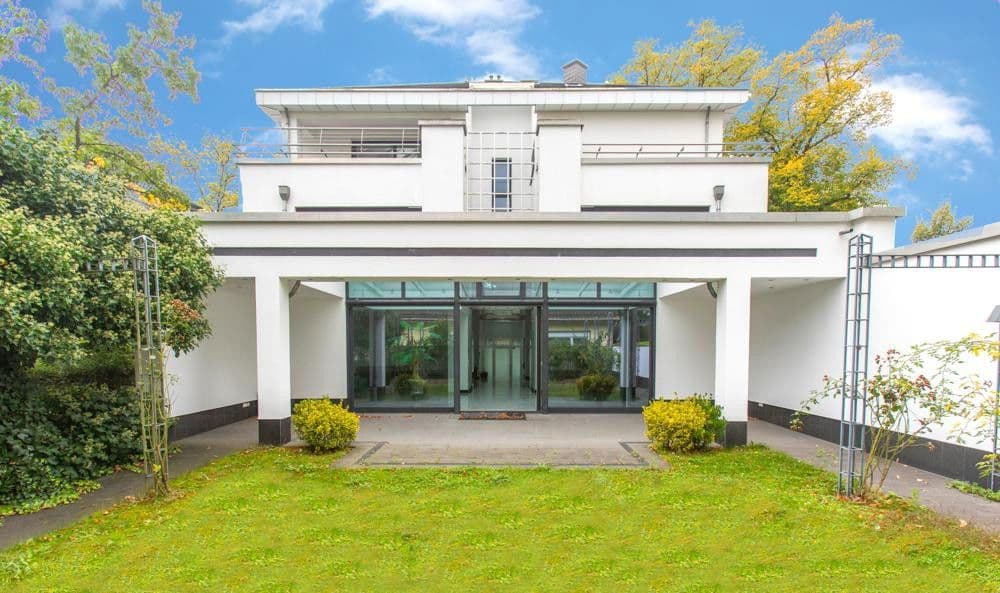 Predaj domu 698 m², pozemek 856 m², Düsseldorf, Severné Porýnie - Westfálsko Predaj domu 698 m², pozemek 856 m², Düsseldorf, Severné Porýnie - Westfálsko