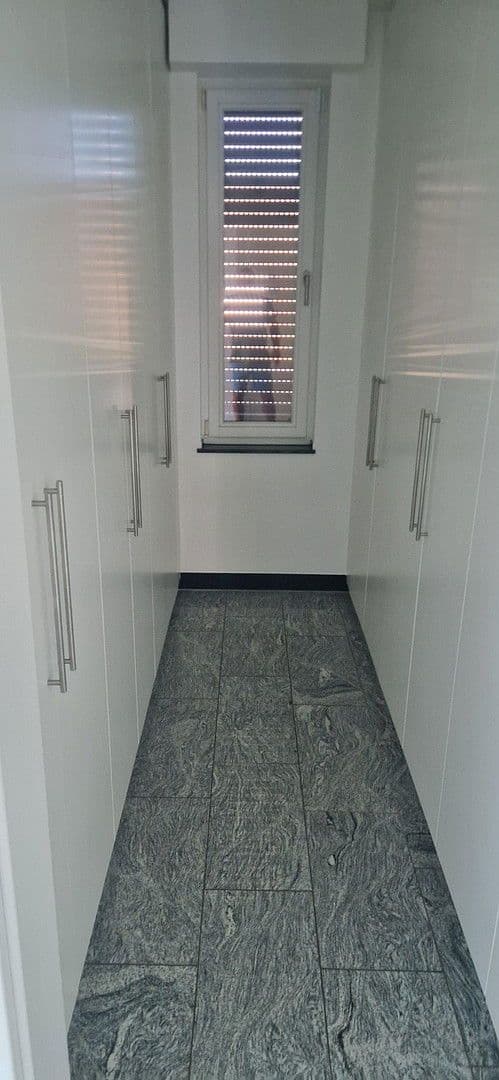 Predaj domu 698 m², pozemek 856 m², Düsseldorf, Severné Porýnie - Westfálsko Predaj domu 698 m², pozemek 856 m², Düsseldorf, Severné Porýnie - Westfálsko