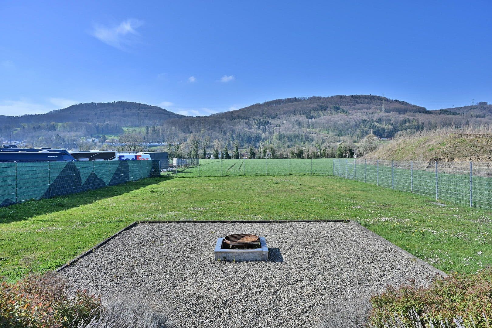 Predaj nebytového priestoru 5.000 m², Bad Säckingen, Bádensko-Wurttembersko Predaj nebytového priestoru 5.000 m², Bad Säckingen, Bádensko-Wurttembersko