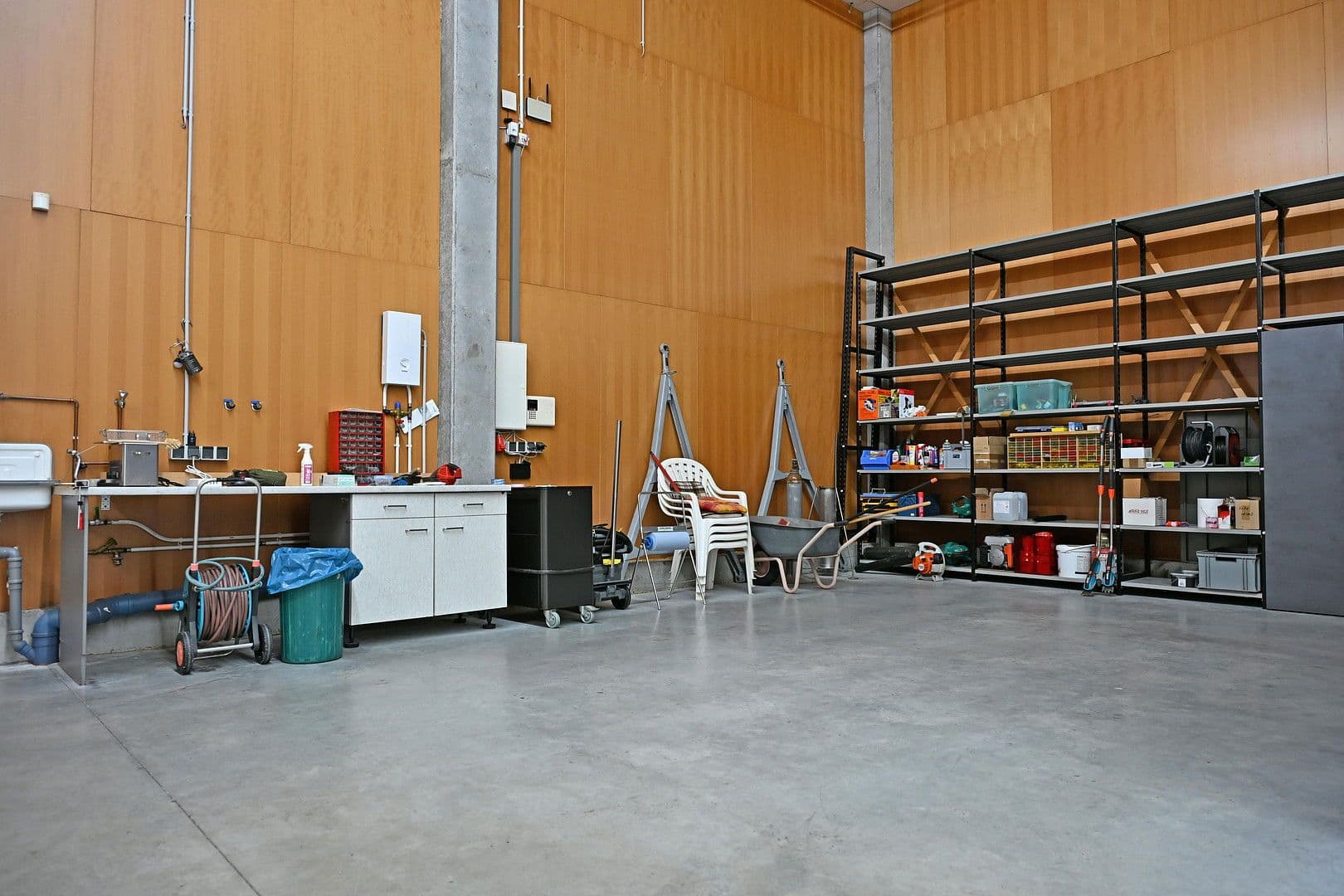 Predaj nebytového priestoru 5.000 m², Bad Säckingen, Bádensko-Wurttembersko Predaj nebytového priestoru 5.000 m², Bad Säckingen, Bádensko-Wurttembersko