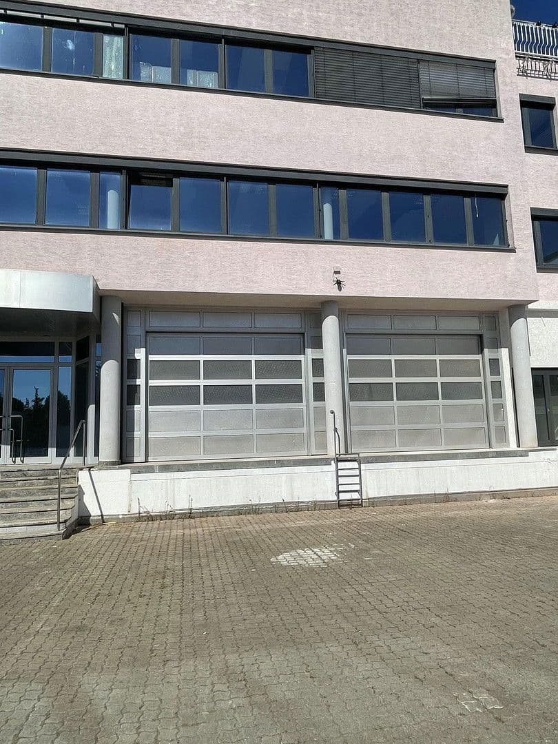 Prenájom nebytového priestoru 260 m², Ditzingen, Bádensko-Wurttembersko Prenájom nebytového priestoru 260 m², Ditzingen, Bádensko-Wurttembersko