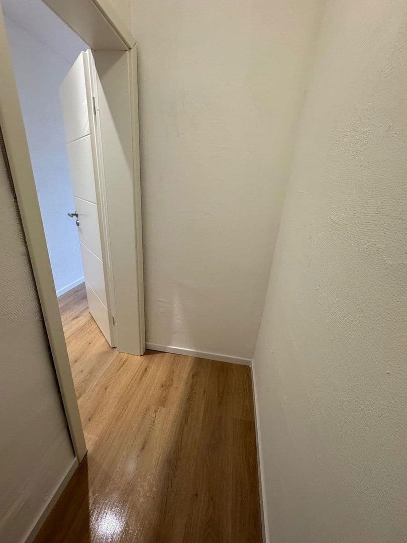 Prenájom bytu 2-izbový 68 m², Obere Hauptstrasse, Lustadt, Porýnie-Falcko Prenájom bytu 2-izbový 68 m², Obere Hauptstrasse, Lustadt, Porýnie-Falcko