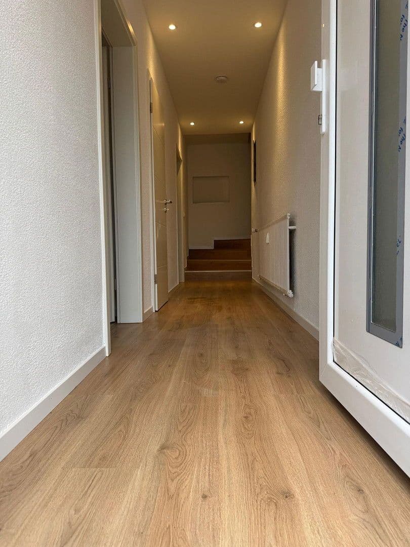Prenájom bytu 2-izbový 68 m², Obere Hauptstrasse, Lustadt, Porýnie-Falcko Prenájom bytu 2-izbový 68 m², Obere Hauptstrasse, Lustadt, Porýnie-Falcko