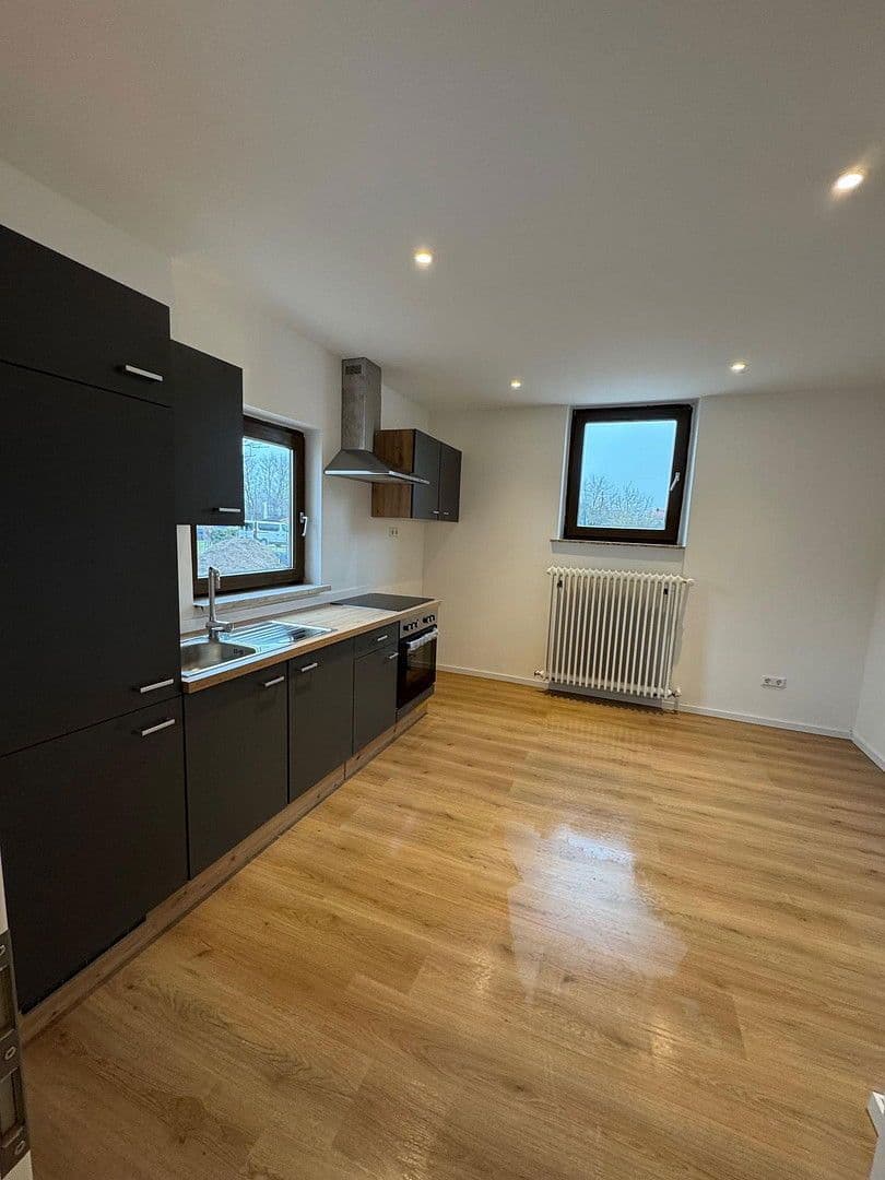 Prenájom bytu 2-izbový 68 m², Obere Hauptstrasse, Lustadt, Porýnie-Falcko Prenájom bytu 2-izbový 68 m², Obere Hauptstrasse, Lustadt, Porýnie-Falcko