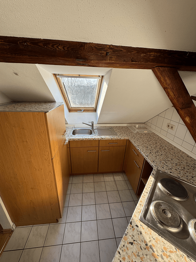 Prenájom bytu 1-izbový 43 m², Sutumerfeldstraße 36, Gelsenkirchen, Severné Porýnie - Westfálsko Prenájom bytu 1-izbový 43 m², Sutumerfeldstraße 36, Gelsenkirchen, Severné Porýnie - Westfálsko