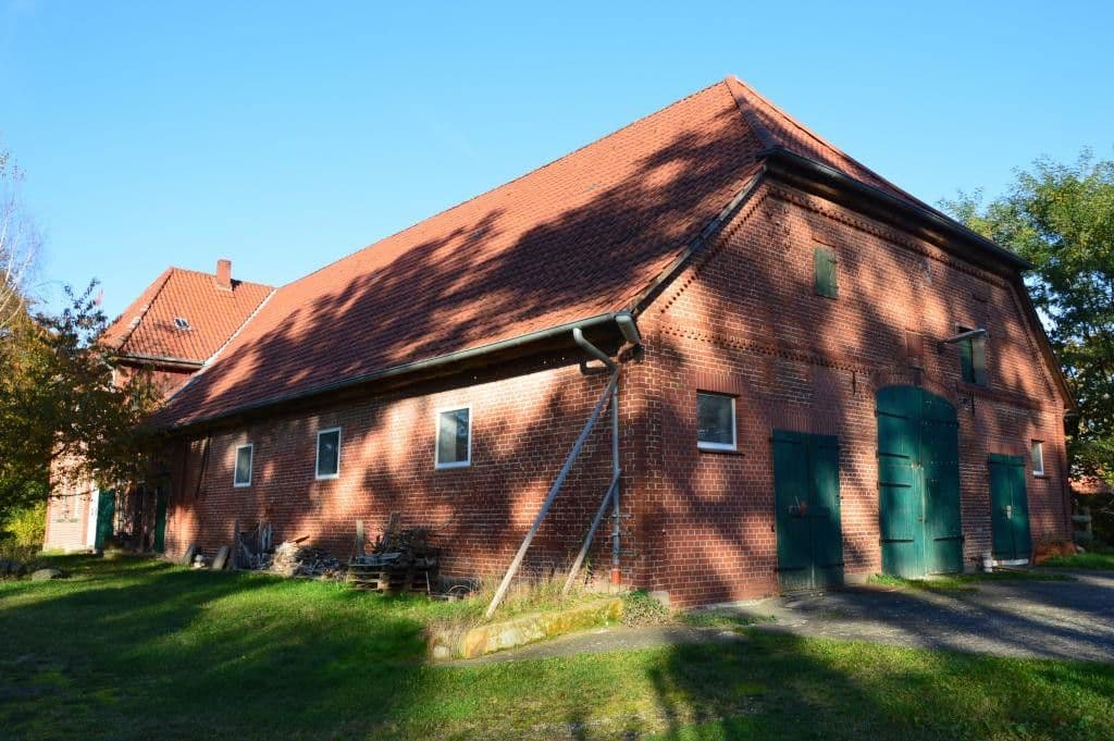 Predaj domu 200 m², pozemek 4.000 m², Winsen (Aller), Dolné Sasko Predaj domu 200 m², pozemek 4.000 m², Winsen (Aller), Dolné Sasko