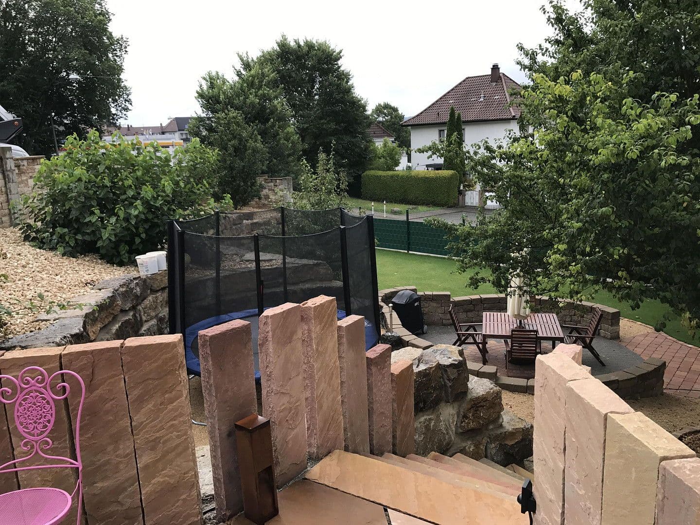 Predaj domu 240 m², pozemek 1.061 m², Wilferdingerstr. 5, Pforzheim, Bádensko-Wurttembersko Predaj domu 240 m², pozemek 1.061 m², Wilferdingerstr. 5, Pforzheim, Bádensko-Wurttembersko