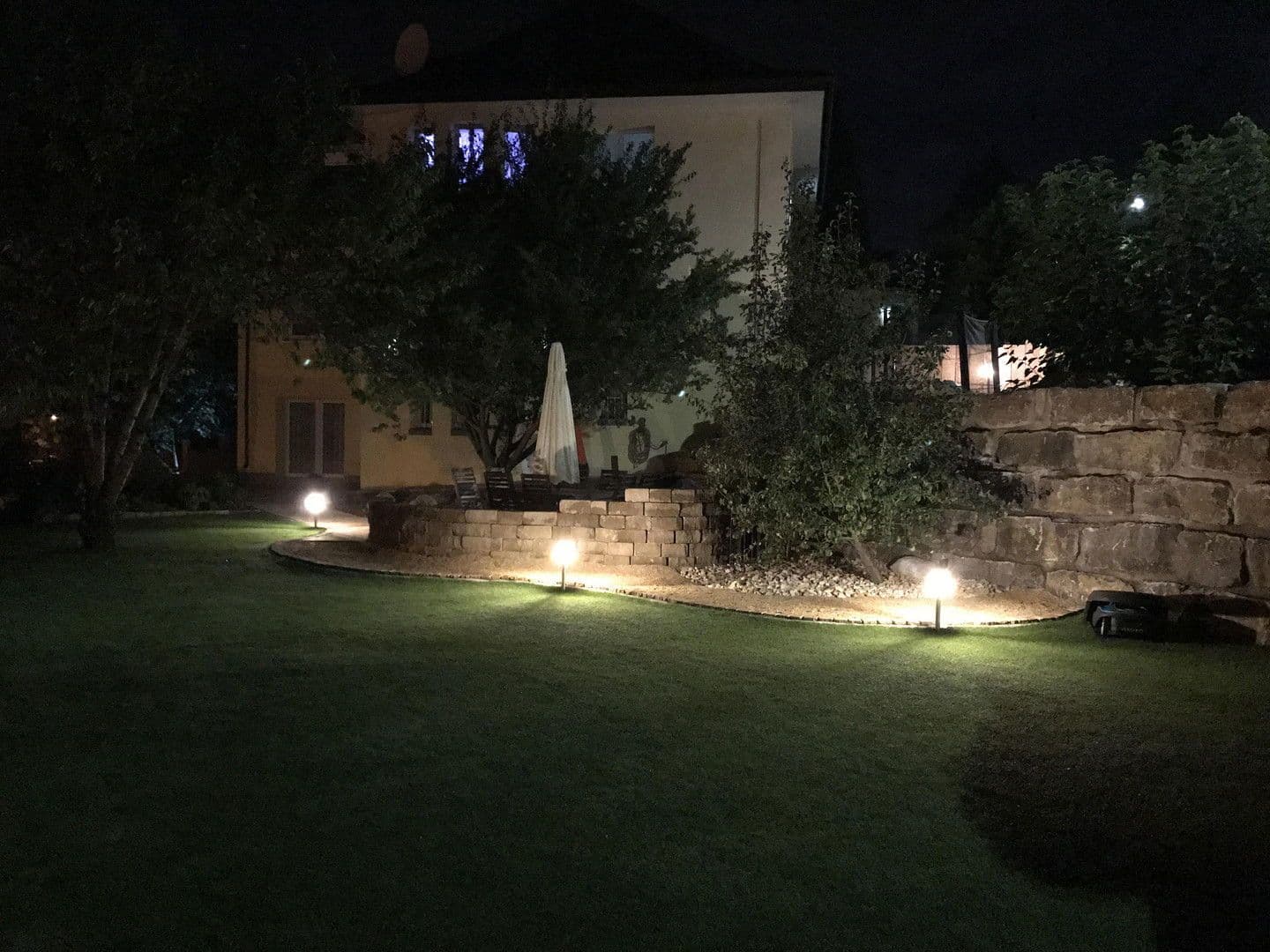 Predaj domu 240 m², pozemek 1.061 m², Wilferdingerstr. 5, Pforzheim, Bádensko-Wurttembersko Predaj domu 240 m², pozemek 1.061 m², Wilferdingerstr. 5, Pforzheim, Bádensko-Wurttembersko