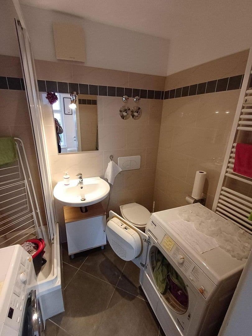 Prenájom nebytového priestoru 32 m², Potsdam, Brandenbursko Prenájom nebytového priestoru 32 m², Potsdam, Brandenbursko