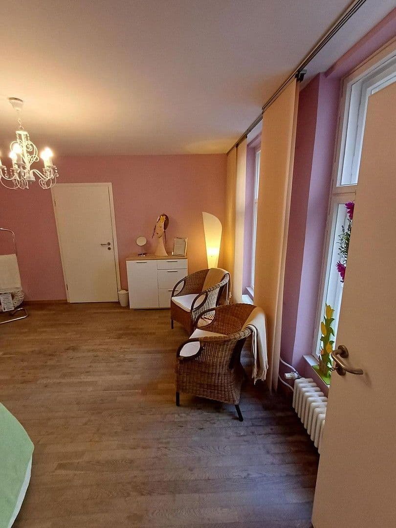 Prenájom nebytového priestoru 32 m², Potsdam, Brandenbursko Prenájom nebytového priestoru 32 m², Potsdam, Brandenbursko