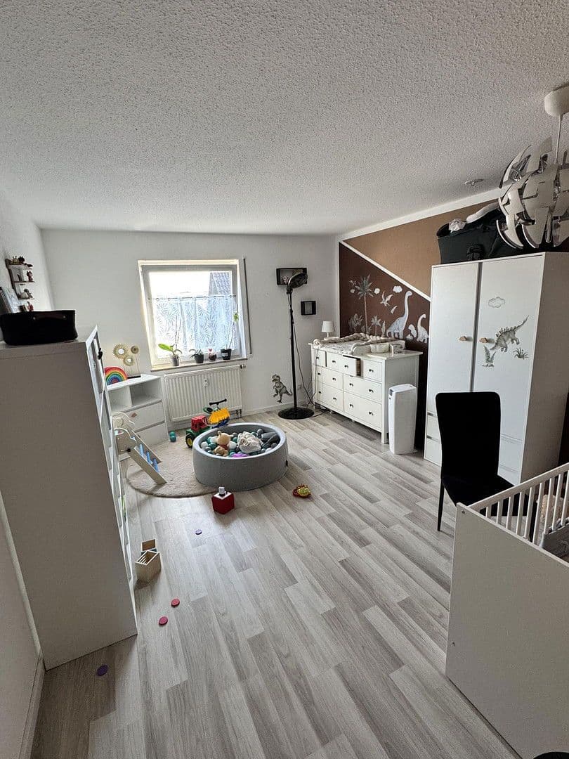 Prenájom bytu 3-izbový 90 m², Birkenweg 9, Gornau, Sasko Prenájom bytu 3-izbový 90 m², Birkenweg 9, Gornau, Sasko