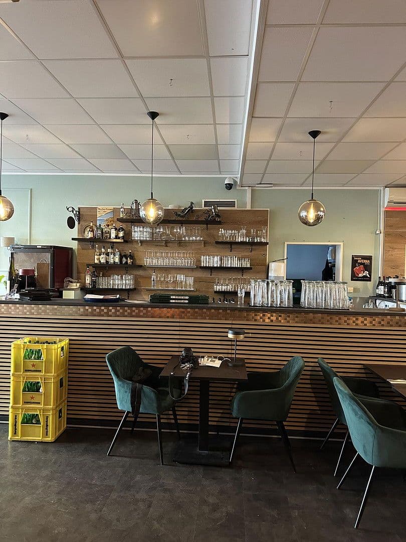 Prenájom nebytového priestoru 186 m², Lörrach, Bádensko-Wurttembersko Prenájom nebytového priestoru 186 m², Lörrach, Bádensko-Wurttembersko