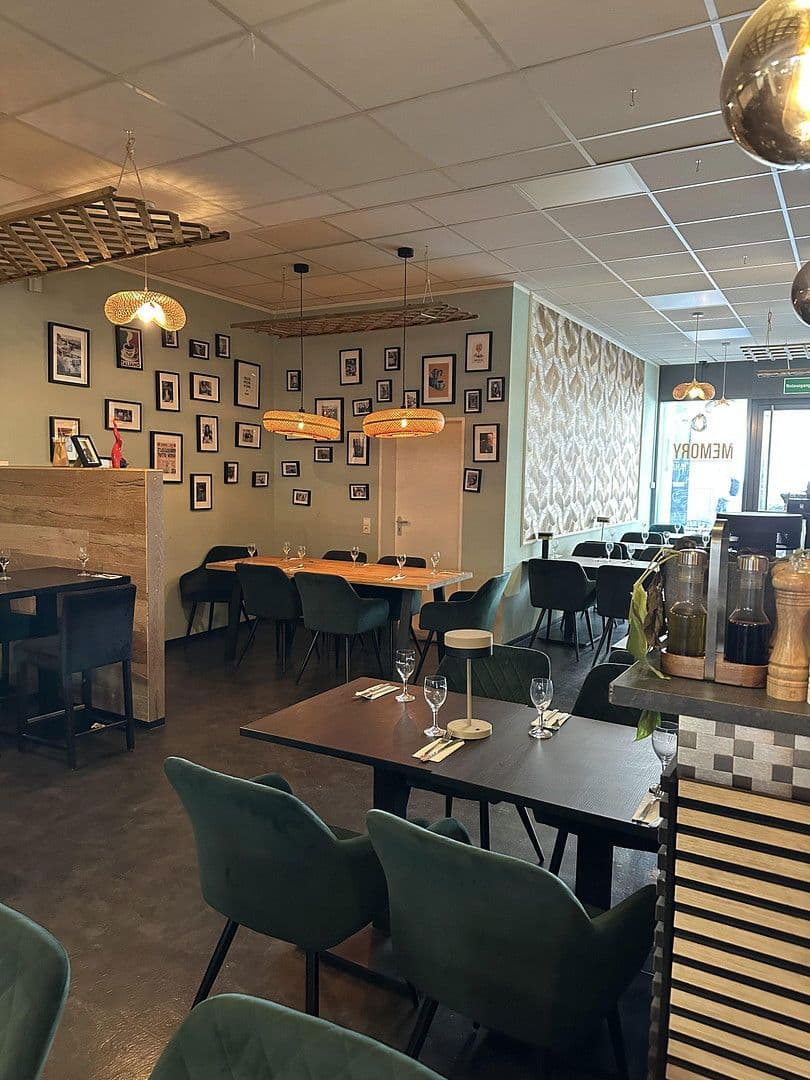 Prenájom nebytového priestoru 186 m², Lörrach, Bádensko-Wurttembersko Prenájom nebytového priestoru 186 m², Lörrach, Bádensko-Wurttembersko