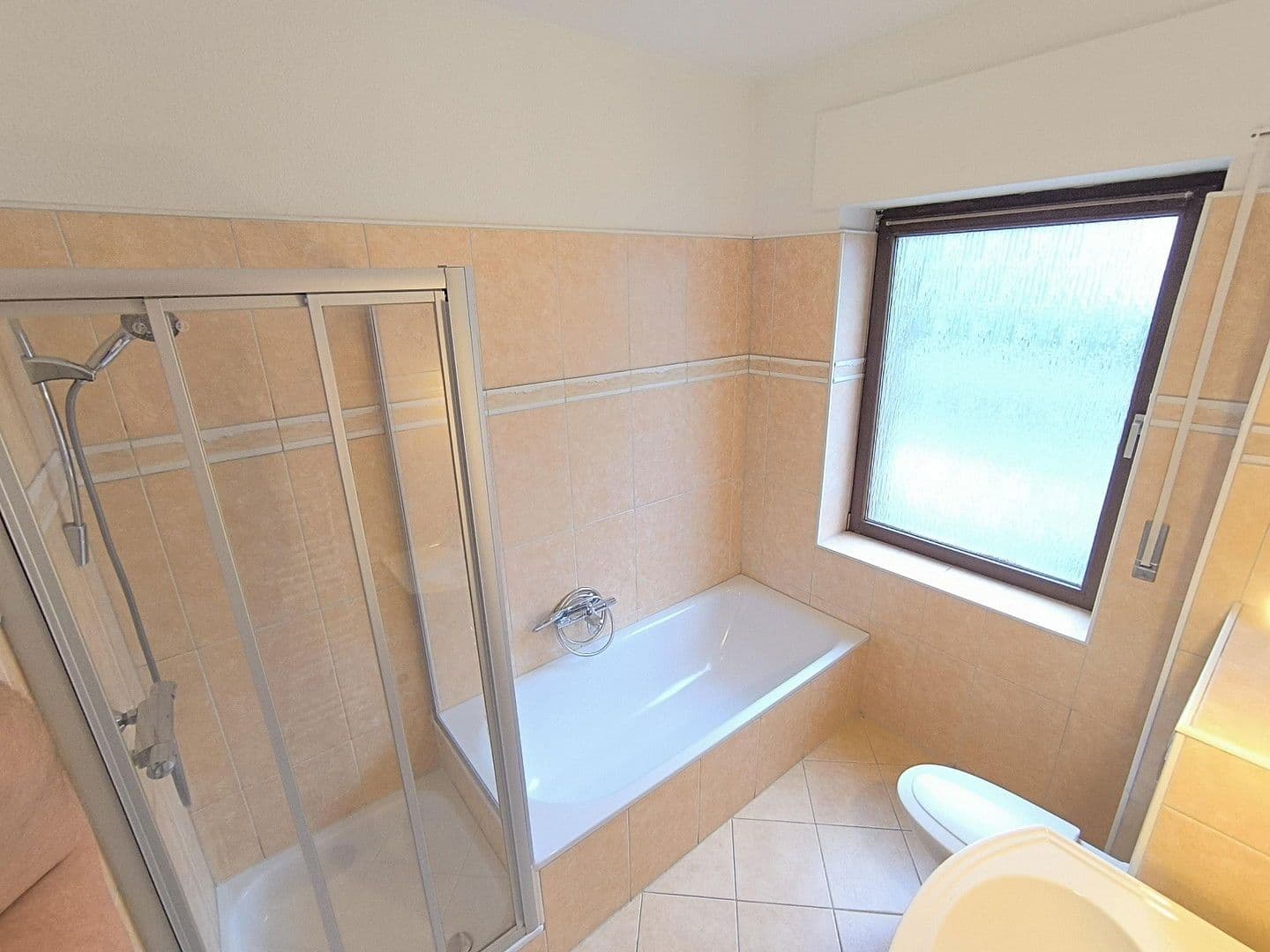 Prenájom bytu 3-izbový 107 m², Reichshofstr. 123, Schwerte, Severné Porýnie - Westfálsko Prenájom bytu 3-izbový 107 m², Reichshofstr. 123, Schwerte, Severné Porýnie - Westfálsko