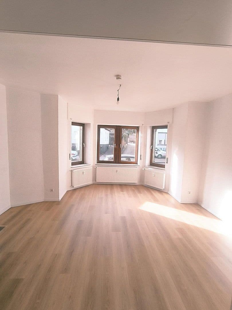 Prenájom bytu 3-izbový 107 m², Reichshofstr. 123, Schwerte, Severné Porýnie - Westfálsko Prenájom bytu 3-izbový 107 m², Reichshofstr. 123, Schwerte, Severné Porýnie - Westfálsko