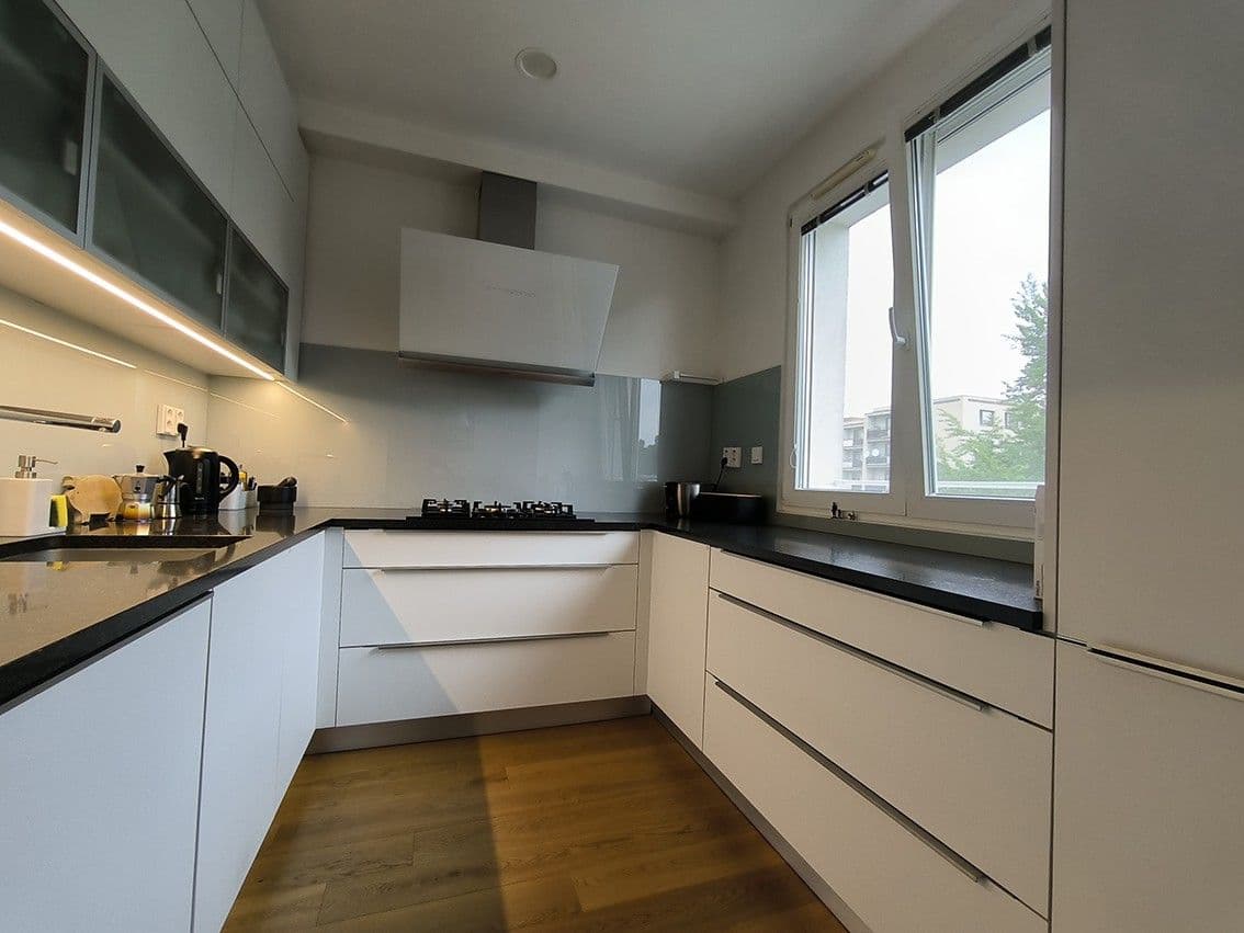 Predaj bytu 3-izbový 80 m², Krupská, Praha, Praha Predaj bytu 3-izbový 80 m², Krupská, Praha, Praha