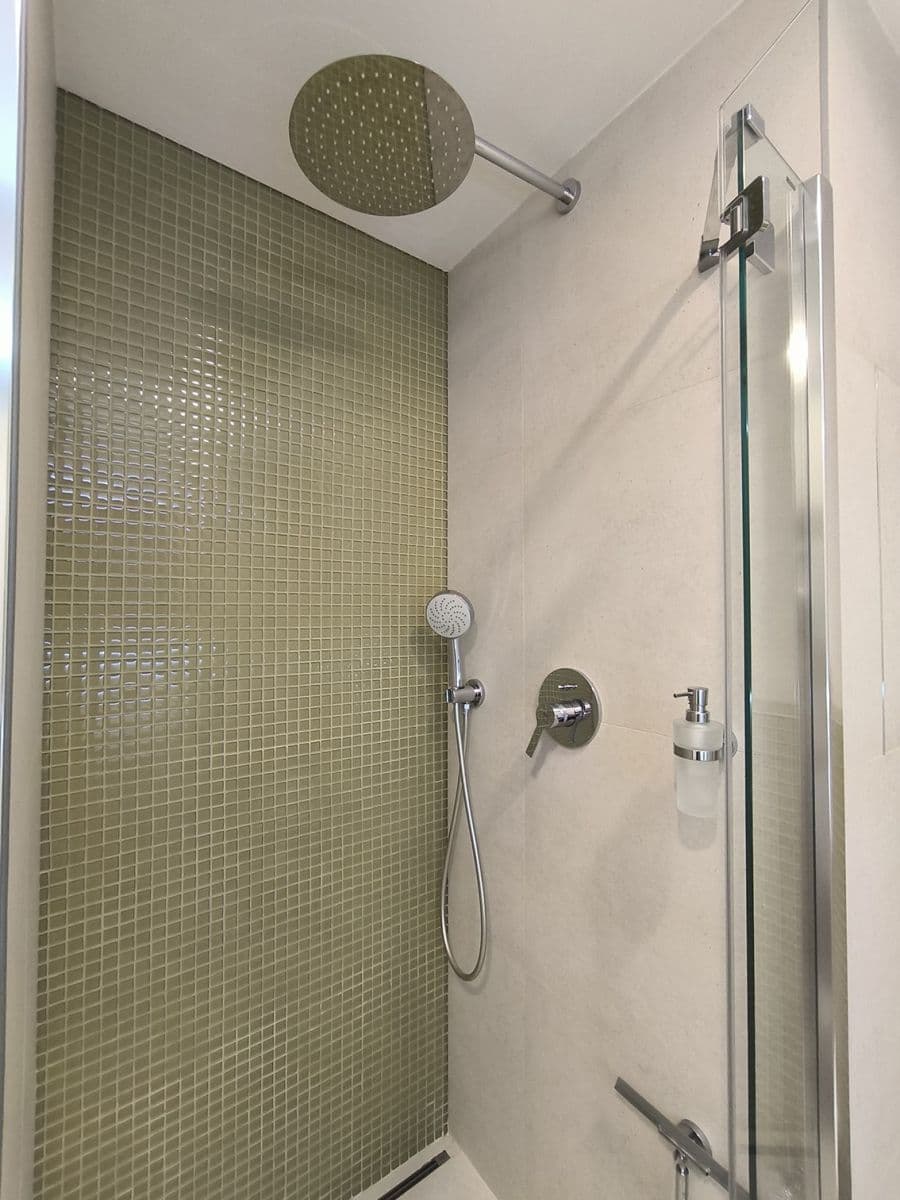 Predaj bytu 3-izbový 80 m², Krupská, Praha, Praha Predaj bytu 3-izbový 80 m², Krupská, Praha, Praha