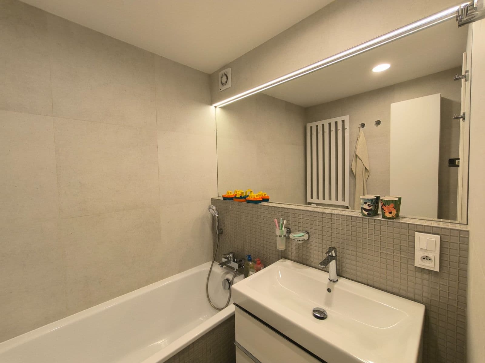 Predaj bytu 3-izbový 80 m², Krupská, Praha, Praha Predaj bytu 3-izbový 80 m², Krupská, Praha, Praha