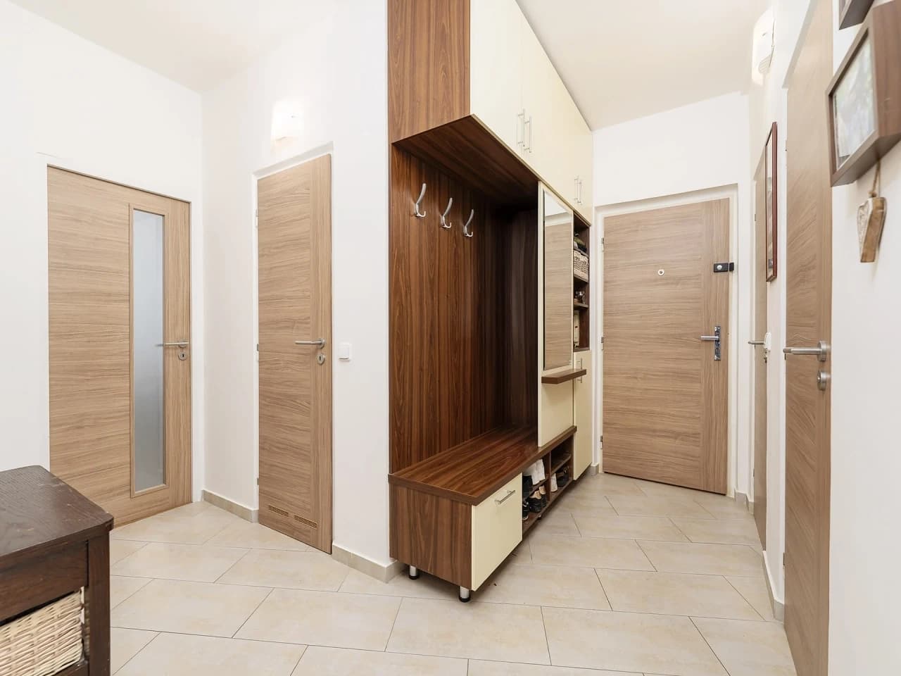 Prenájom bytu 3-izbový 72 m², Milénova, Brno, Jihomoravský kraj Prenájom bytu 3-izbový 72 m², Milénova, Brno, Jihomoravský kraj