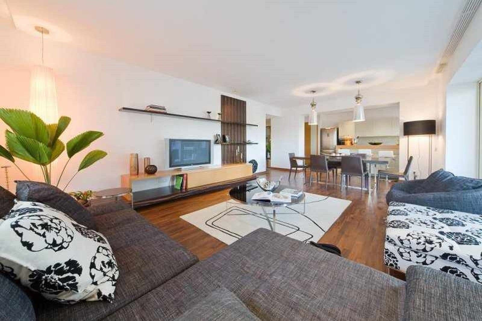 Prenájom bytu 2-izbový 73 m², U Smaltovny, Praha, Praha Prenájom bytu 2-izbový 73 m², U Smaltovny, Praha, Praha