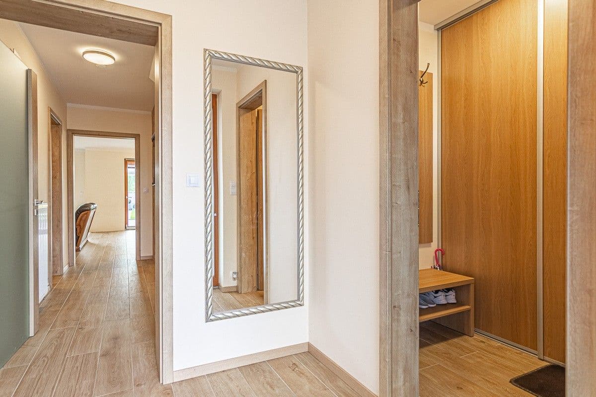 Predaj domu 162 m², pozemek 381 m², Zvoncová, Roztoky, Středočeský kraj Predaj domu 162 m², pozemek 381 m², Zvoncová, Roztoky, Středočeský kraj