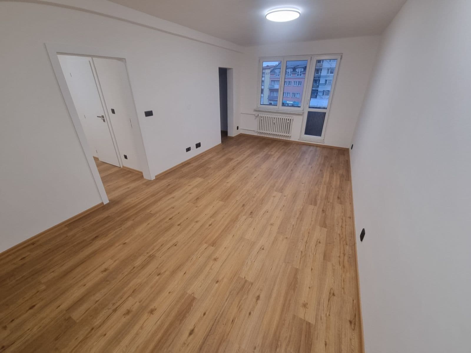 Prenájom bytu 3-izbový 75 m², Žerotínovo nám., Přerov, Olomoucký kraj Prenájom bytu 3-izbový 75 m², Žerotínovo nám., Přerov, Olomoucký kraj