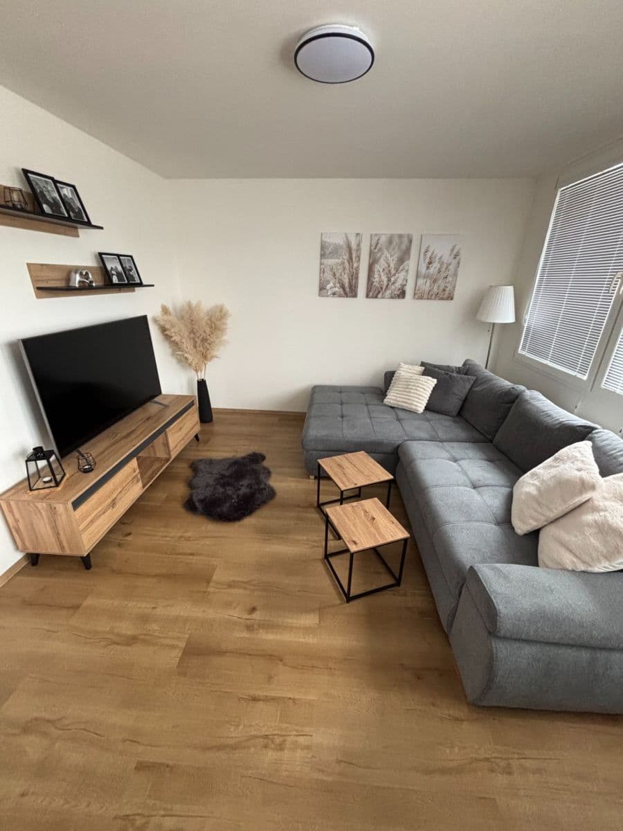 Predaj bytu 3-izbový 56 m², Novodvorská, Praha, Praha Predaj bytu 3-izbový 56 m², Novodvorská, Praha, Praha
