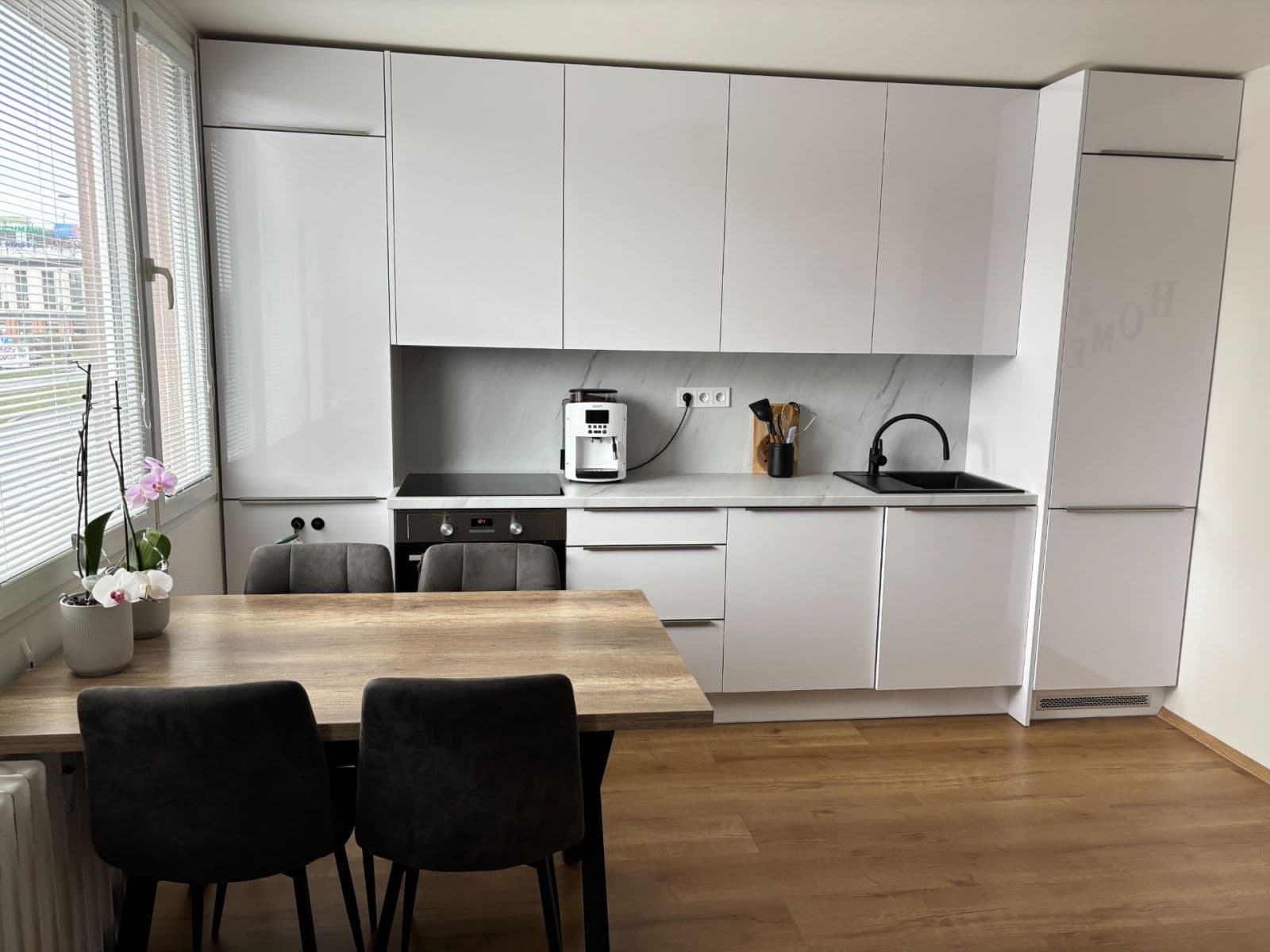 Predaj bytu 3-izbový 56 m², Novodvorská, Praha, Praha Predaj bytu 3-izbový 56 m², Novodvorská, Praha, Praha