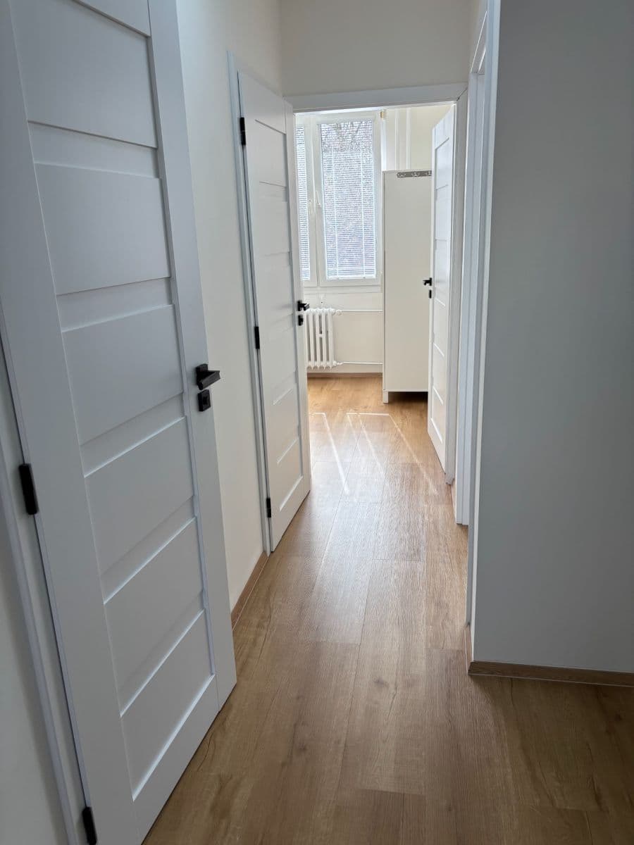 Predaj bytu 3-izbový 56 m², Novodvorská, Praha, Praha Predaj bytu 3-izbový 56 m², Novodvorská, Praha, Praha