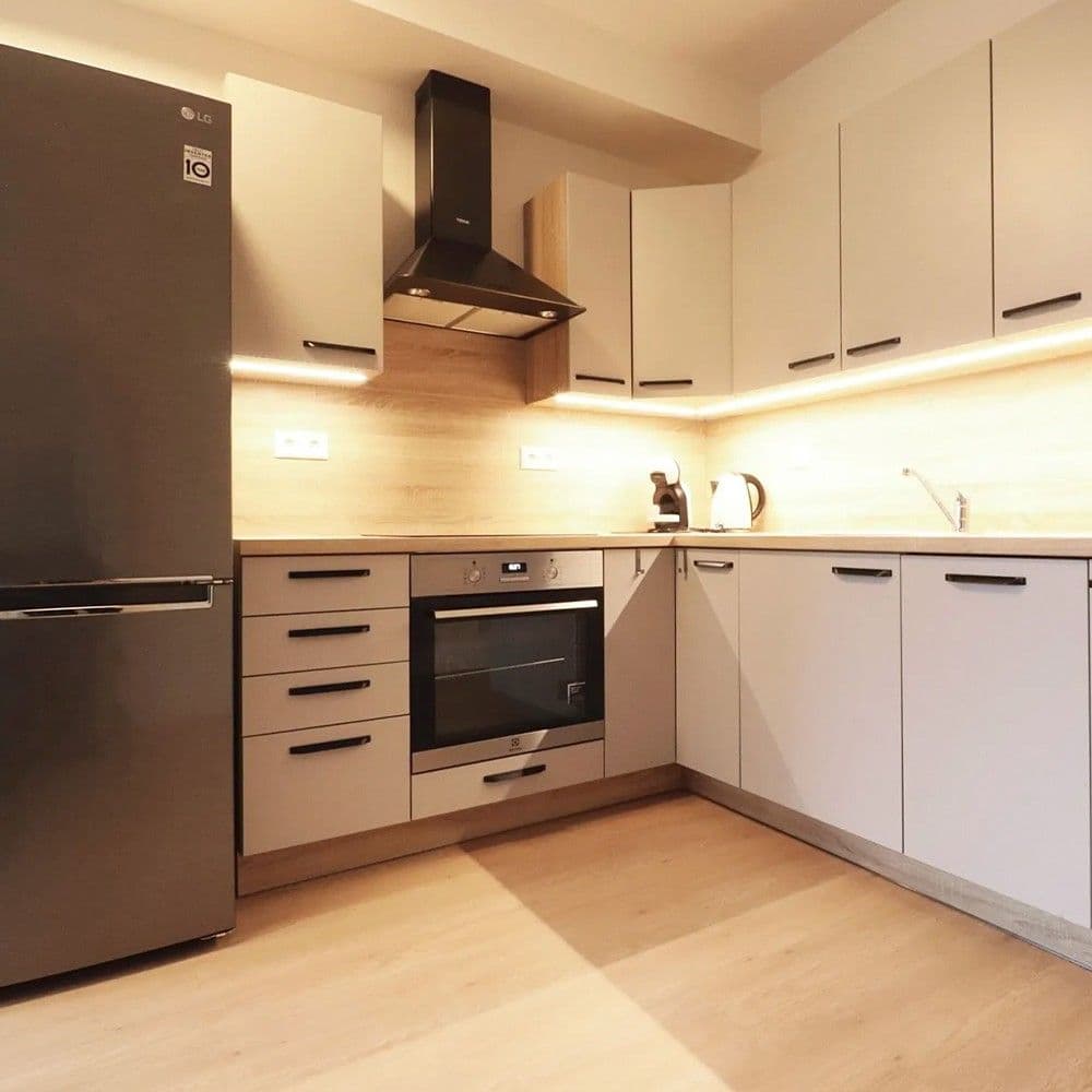 Prenájom bytu 1-izbový 42 m², Žitná, Hostivice, Středočeský kraj Prenájom bytu 1-izbový 42 m², Žitná, Hostivice, Středočeský kraj