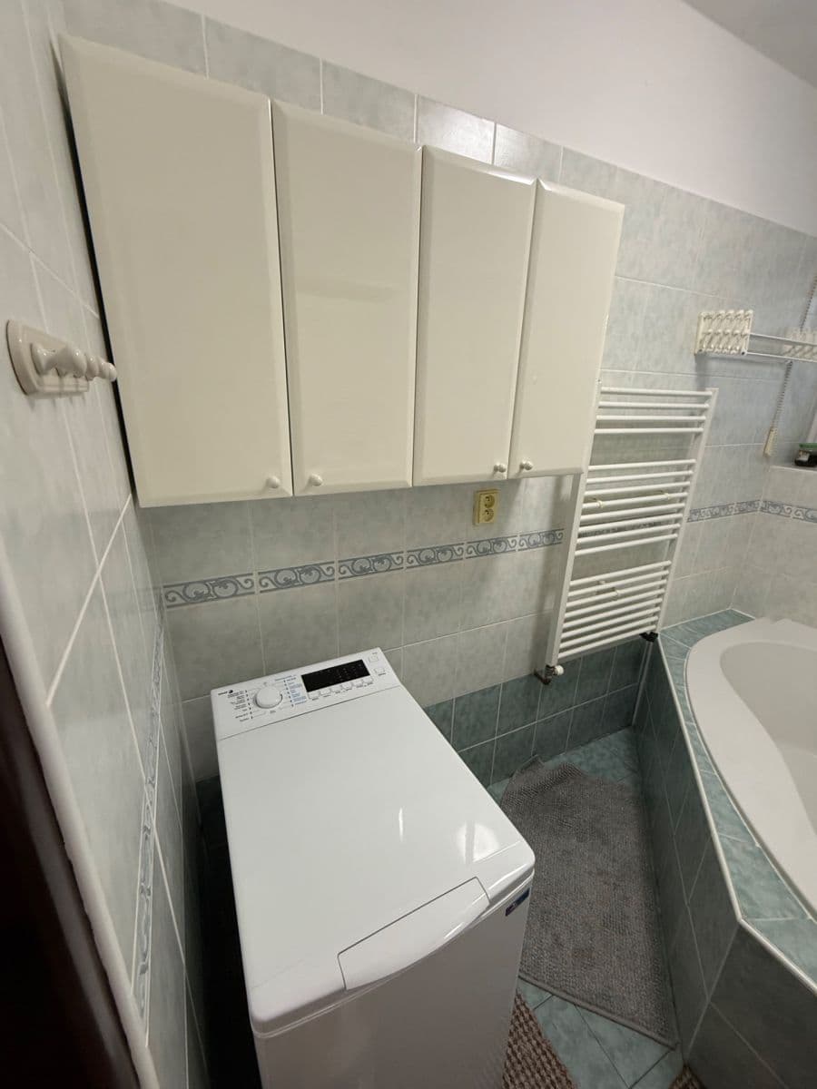 Prenájom bytu 2-izbový 65 m², Pod Štandlem, Frýdek-Místek, Moravskoslezský kraj Prenájom bytu 2-izbový 65 m², Pod Štandlem, Frýdek-Místek, Moravskoslezský kraj