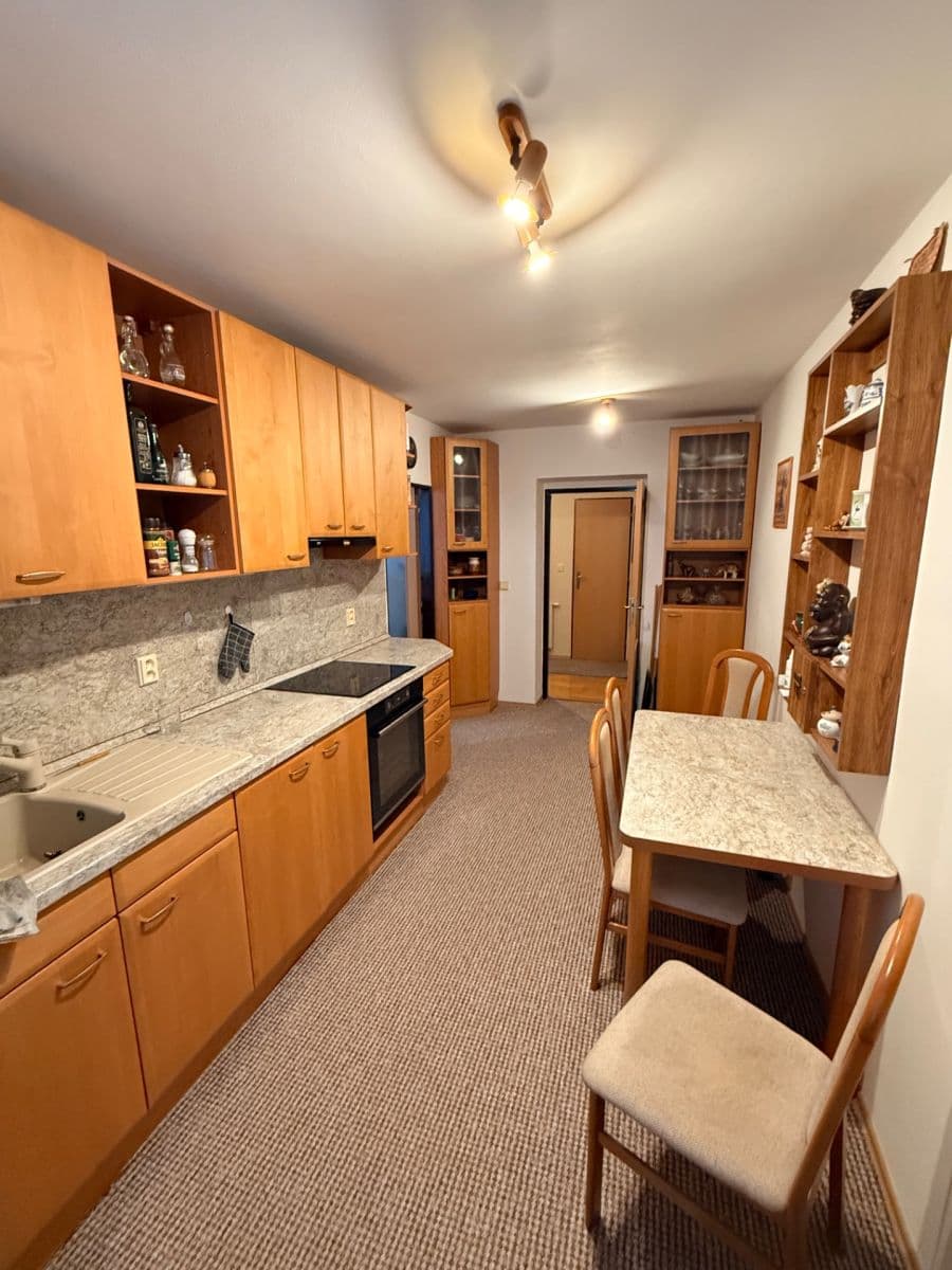 Prenájom bytu 2-izbový 65 m², Pod Štandlem, Frýdek-Místek, Moravskoslezský kraj Prenájom bytu 2-izbový 65 m², Pod Štandlem, Frýdek-Místek, Moravskoslezský kraj