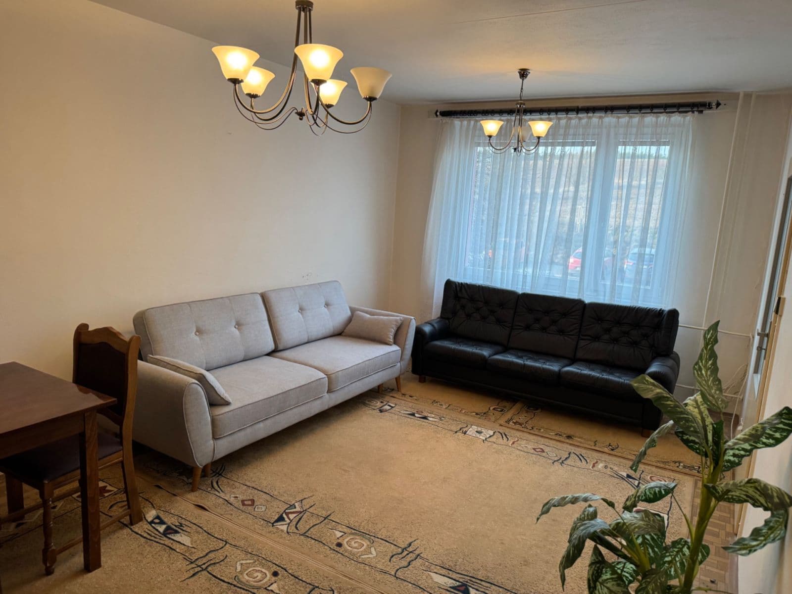 Predaj bytu 4-izbový 101 m², Kaštanová, Rosice, Jihomoravský kraj Predaj bytu 4-izbový 101 m², Kaštanová, Rosice, Jihomoravský kraj