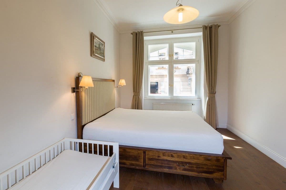 Prenájom bytu 2-izbový 70 m², Bulharská, Praha, Praha Prenájom bytu 2-izbový 70 m², Bulharská, Praha, Praha