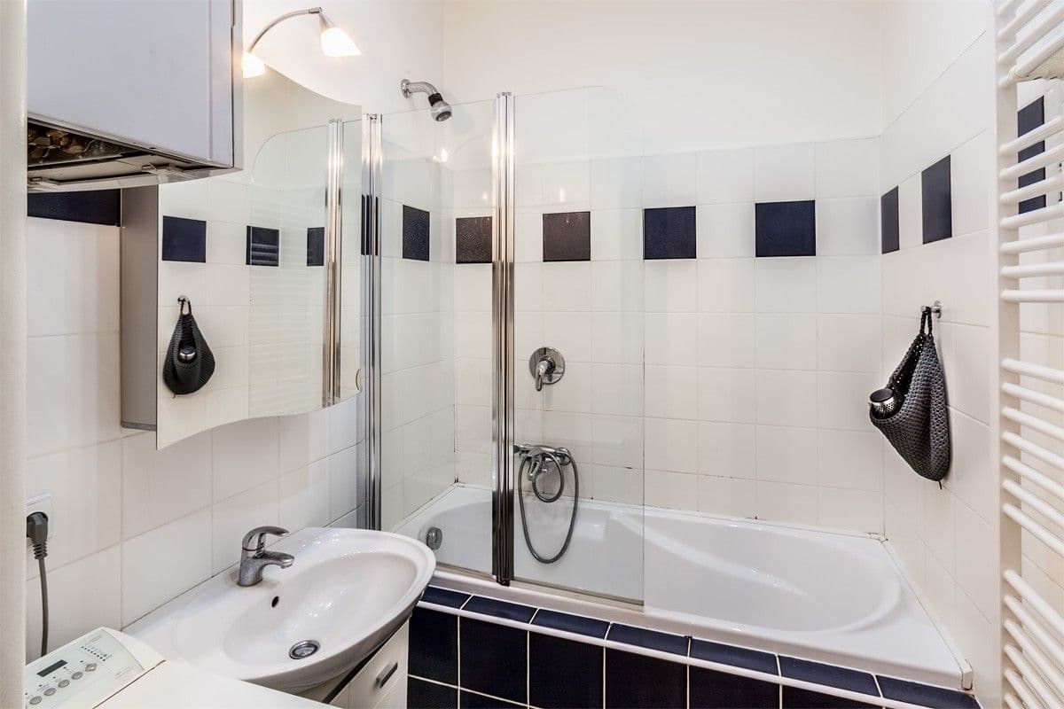 Prenájom bytu 2-izbový 70 m², Bulharská, Praha, Praha Prenájom bytu 2-izbový 70 m², Bulharská, Praha, Praha