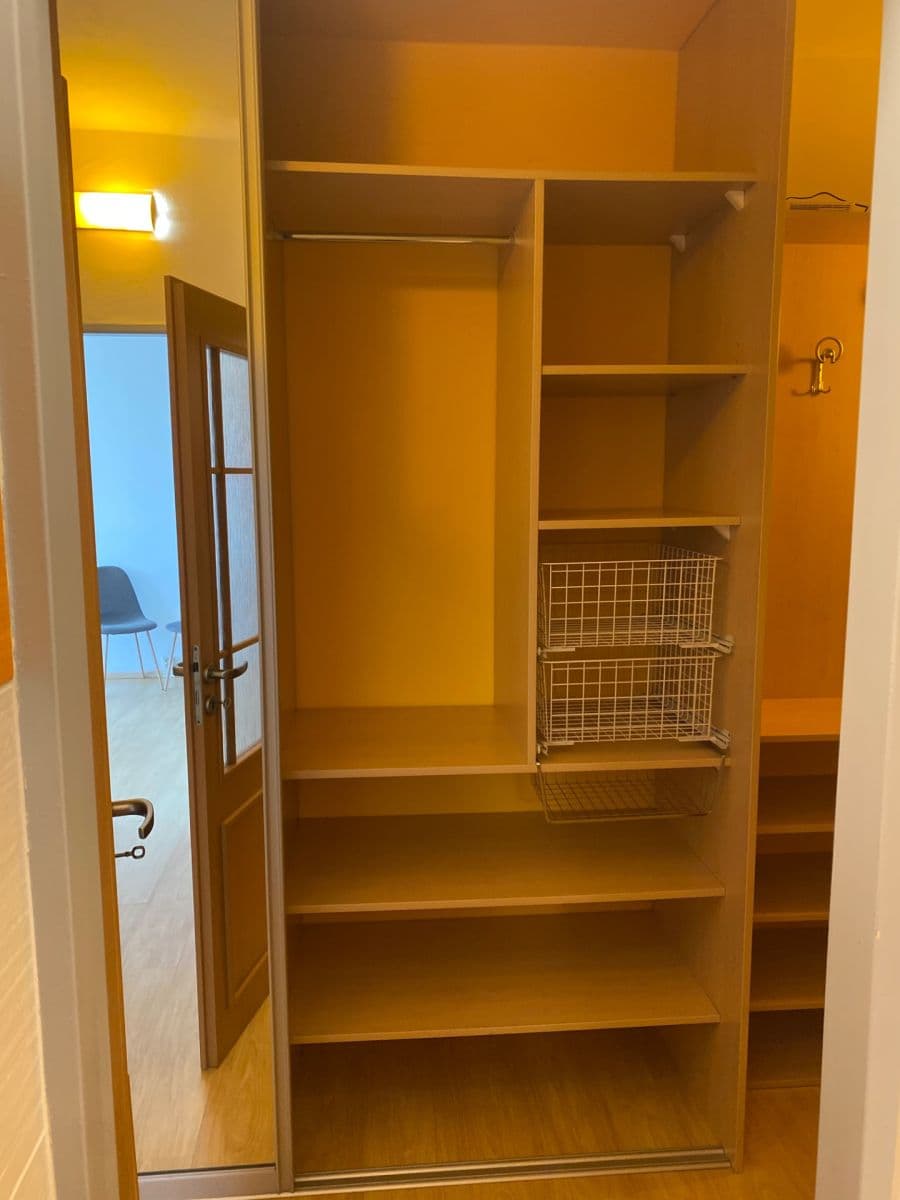 Prenájom bytu 2-izbový 46 m², Milánská, Praha, Praha Prenájom bytu 2-izbový 46 m², Milánská, Praha, Praha