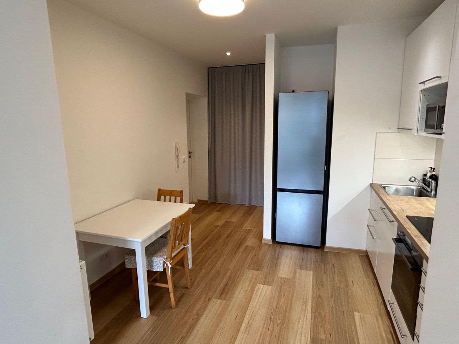 Prenájom bytu 1-izbový 40 m², Špotzova, Praha, Praha Prenájom bytu 1-izbový 40 m², Špotzova, Praha, Praha