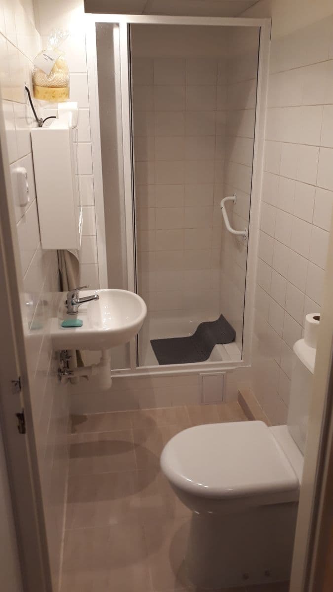 Prenájom bytu 1-izbový 26 m², Záběhlická, Praha, Praha Prenájom bytu 1-izbový 26 m², Záběhlická, Praha, Praha