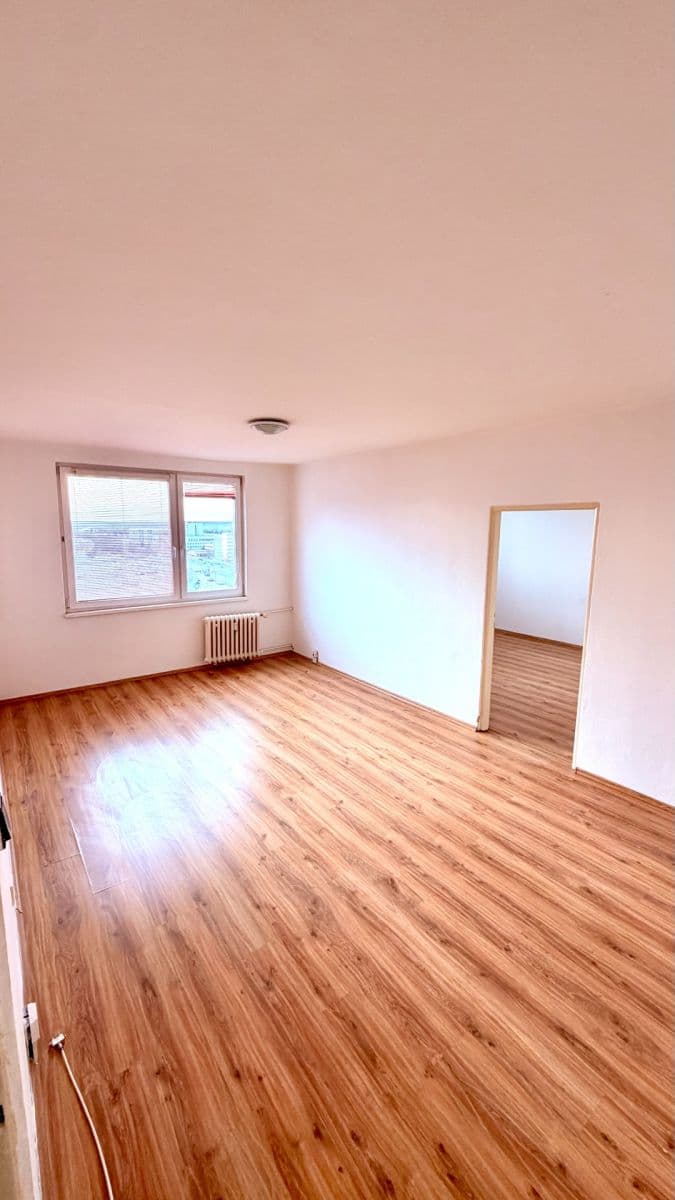 Predaj bytu 3-izbový 78 m², Ľudovíta Okánika, Nitra, Nitriansky kraj Predaj bytu 3-izbový 78 m², Ľudovíta Okánika, Nitra, Nitriansky kraj