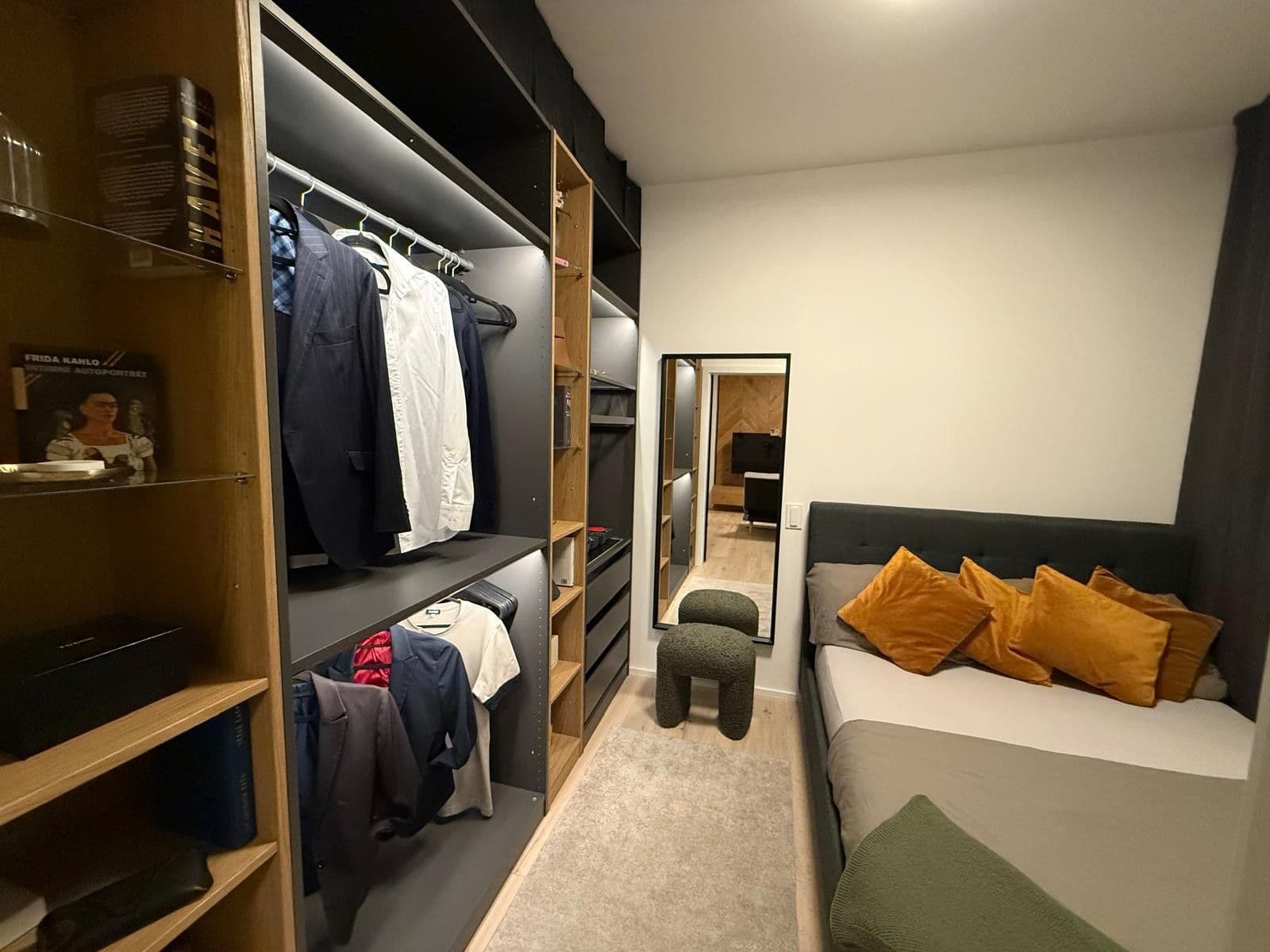 Prenájom bytu 2-izbový 34 m², Krymská, Praha, Praha Prenájom bytu 2-izbový 34 m², Krymská, Praha, Praha