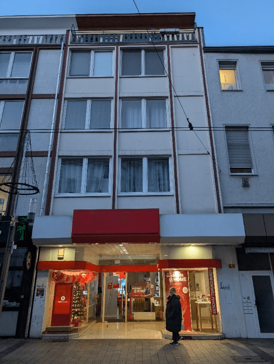 Prenájom nebytového priestoru 98 m², Neuss, Severné Porýnie - Westfálsko Prenájom nebytového priestoru 98 m², Neuss, Severné Porýnie - Westfálsko