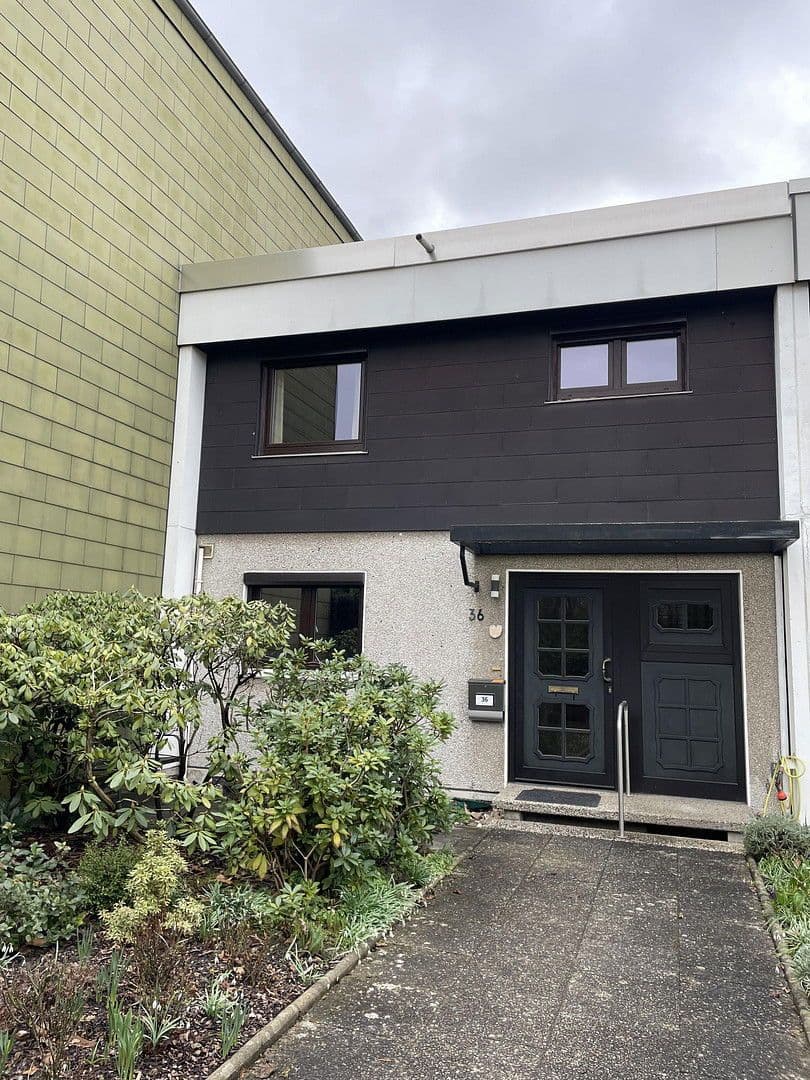 Prenájom domu 110 m², pozemek 230 m², Wolfenbüttel, Dolné Sasko Prenájom domu 110 m², pozemek 230 m², Wolfenbüttel, Dolné Sasko