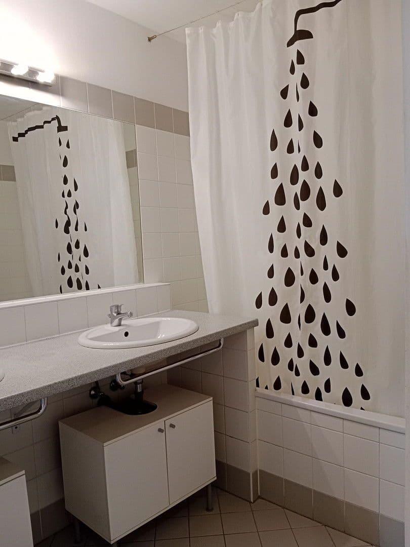 Prenájom bytu 3-izbový 56 m², Reinprechtsdorferstr.63, Wien, Viedeň Prenájom bytu 3-izbový 56 m², Reinprechtsdorferstr.63, Wien, Viedeň