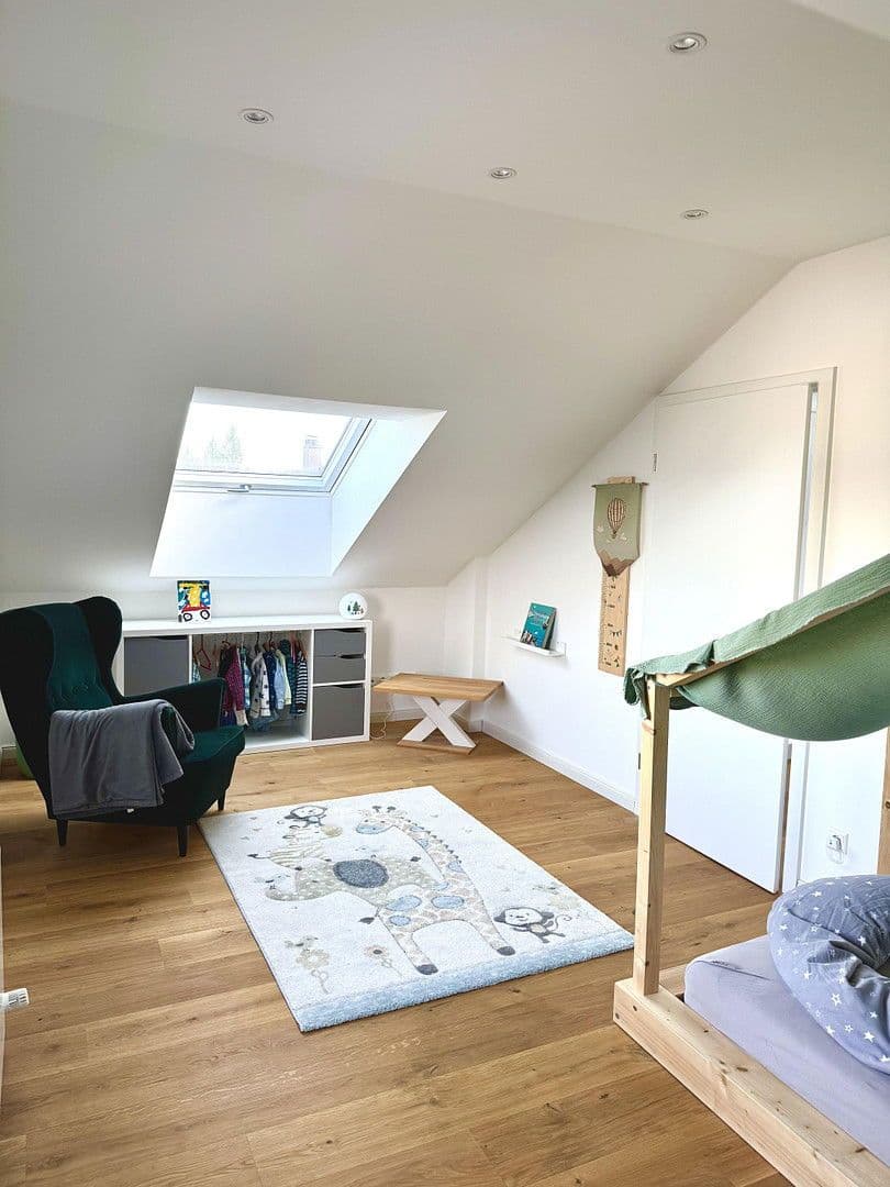 Predaj domu 180 m², pozemek 698 m², Merkurstraße 28, Muggensturm, Bádensko-Wurttembersko Predaj domu 180 m², pozemek 698 m², Merkurstraße 28, Muggensturm, Bádensko-Wurttembersko